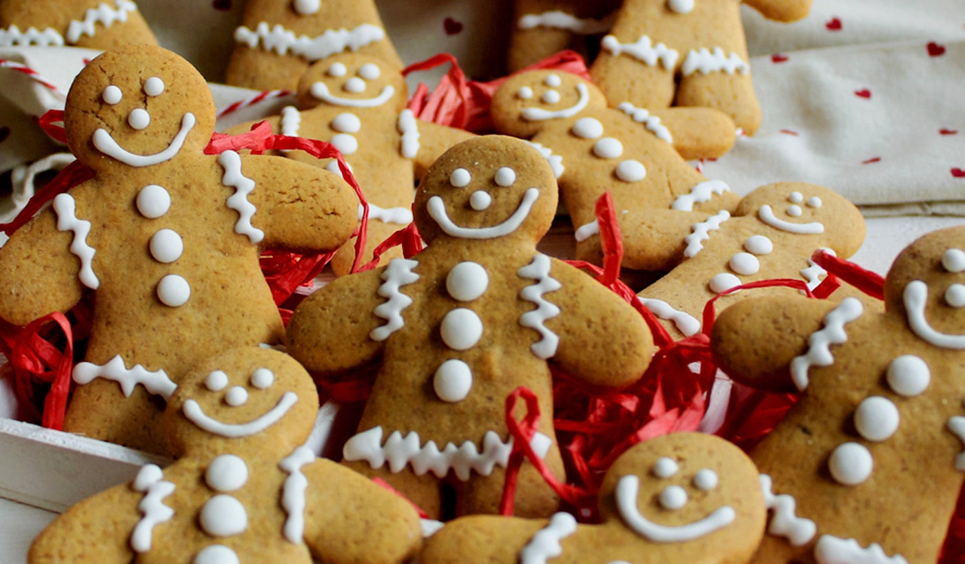 Gingerbread cookies with extra virgin olive oil flavored with mandarin