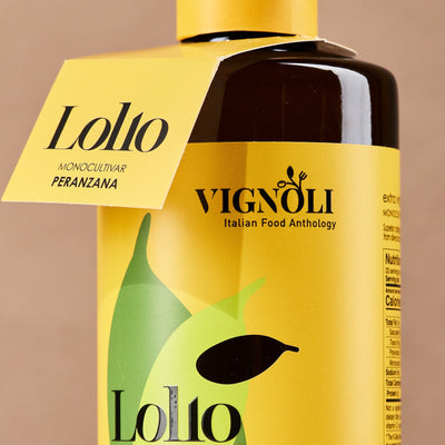 Vignoli Peranzana Monocultivar Extra Virgin Olive Oil front of 16.9oz bottle zoomed in on label